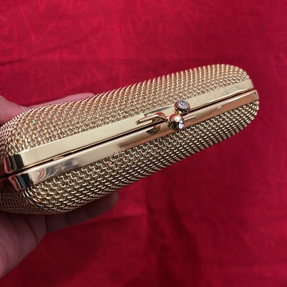 Women’s Gorgeous Gold Purse with white sparkle Tiny Stones Embedded. NWOT - Picture 14 of 14